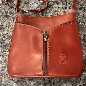 Vera Pelle Italian Genuine Leather Zip Front Crossbody Bag Purse